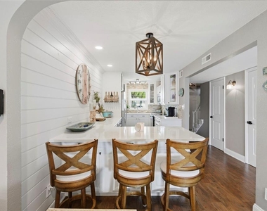 4751 Coquina Key Drive Se - Photo Thumbnail 5