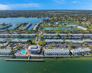 4751 Coquina Key Drive Se - Photo Thumbnail 49