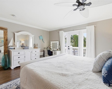 4751 Coquina Key Drive Se - Photo Thumbnail 23
