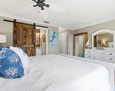 4751 Coquina Key Drive Se - Photo Thumbnail 21