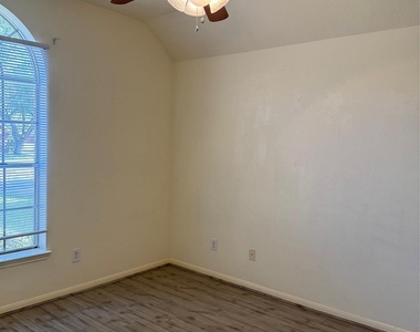 12918 Stratford Mill Lane - Photo Thumbnail 12