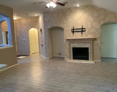 12918 Stratford Mill Lane - Photo Thumbnail 2