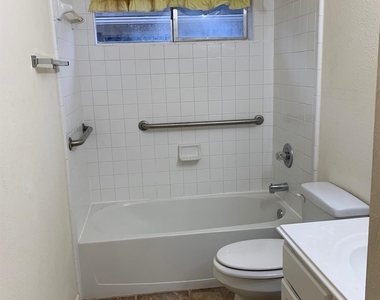 12918 Stratford Mill Lane - Photo Thumbnail 13