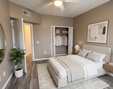 9520 Amberdale Court - Photo Thumbnail 9