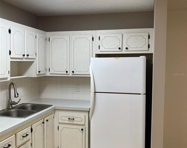 5530 80th Street N - Photo Thumbnail 12