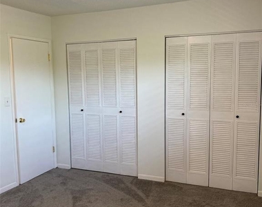 5530 80th Street N - Photo Thumbnail 26