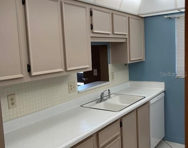 5980 80th Street N - Photo Thumbnail 5