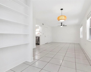 3514 Gulf Boulevard - Photo Thumbnail 15