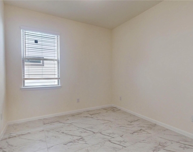 10434 Astor Point Trl - Photo Thumbnail 27