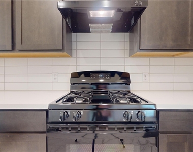 10434 Astor Point Trl - Photo Thumbnail 17