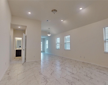 10434 Astor Point Trl - Photo Thumbnail 31