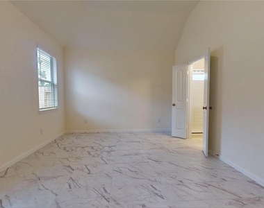 10434 Astor Point Trl - Photo Thumbnail 21