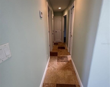 218 Lewis Boulevard Se - Photo Thumbnail 1