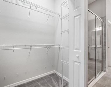6523 Watson Road - Photo Thumbnail 17