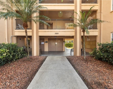 2525 W Bay Drive - Photo Thumbnail 3