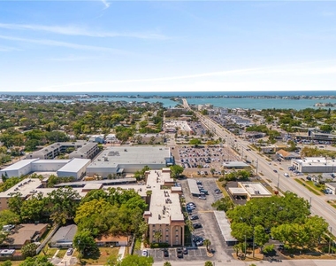 2525 W Bay Drive - Photo Thumbnail 33