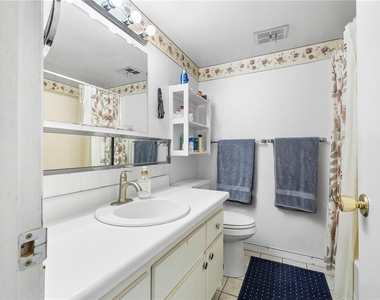 2525 W Bay Drive - Photo Thumbnail 21