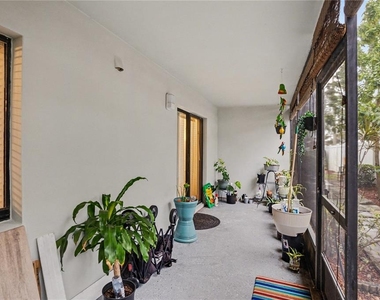 9802 Lombard Court - Photo Thumbnail 22