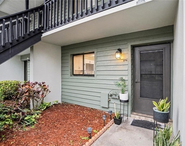 9802 Lombard Court - Photo Thumbnail 4