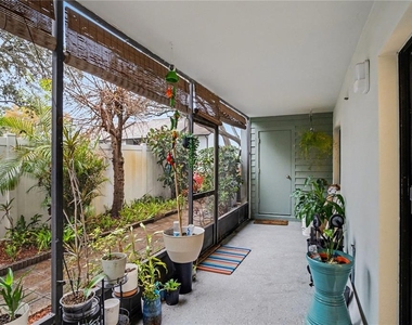 9802 Lombard Court - Photo Thumbnail 23