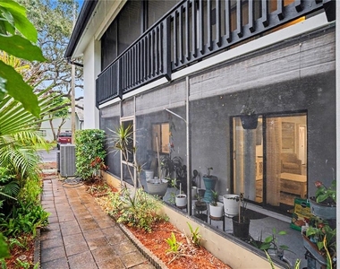 9802 Lombard Court - Photo Thumbnail 3