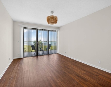 1501 Gulf Boulevard - Photo Thumbnail 17