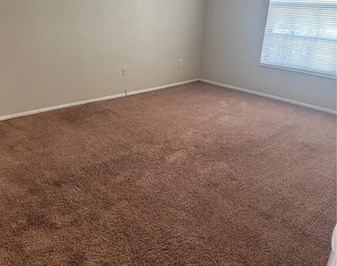 3028 Bonaventure Circle - Photo Thumbnail 3