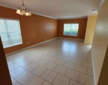 4600 Caverns Drive - Photo Thumbnail 2