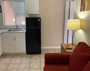 2777 N Poinciana Boulevard - Photo Thumbnail 3
