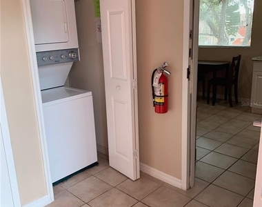 2777 N Poinciana Boulevard - Photo Thumbnail 5