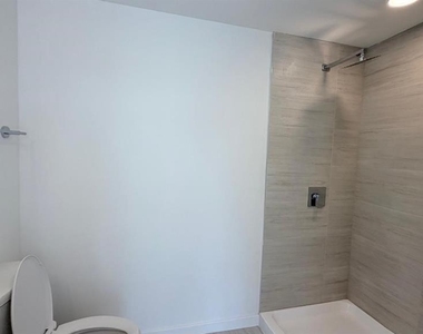 5587 Millenia Park Blvd - Photo Thumbnail 27