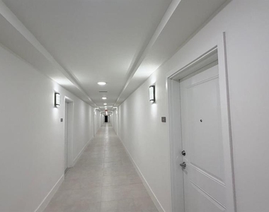5587 Millenia Park Blvd - Photo Thumbnail 18