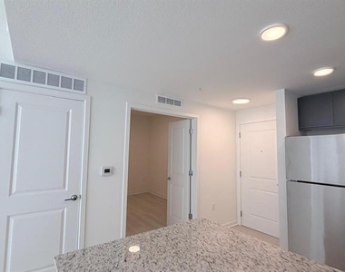 5587 Millenia Park Blvd - Photo Thumbnail 19