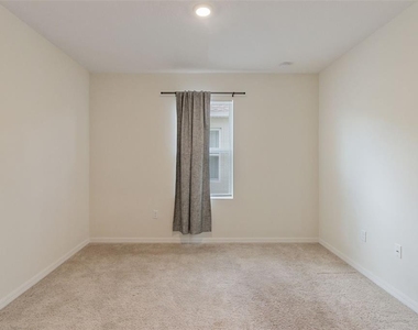 4373 Deleon Street - Photo Thumbnail 12