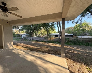 1112 Eden Drive - Photo Thumbnail 15