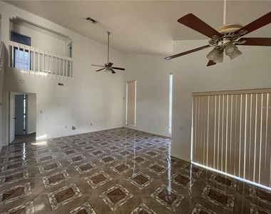 8581 Fort Thomas Way - Photo Thumbnail 3