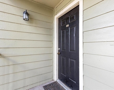 2550 N Alafaya Trail - Photo Thumbnail 2