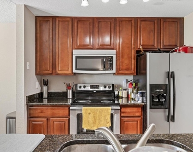 2550 N Alafaya Trail - Photo Thumbnail 11