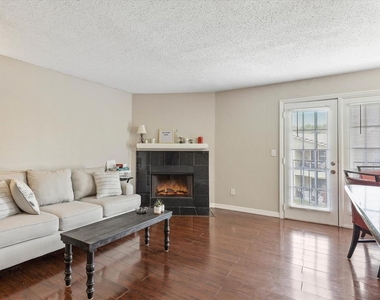 2550 N Alafaya Trail - Photo Thumbnail 3