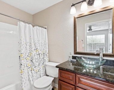 2550 N Alafaya Trail - Photo Thumbnail 15