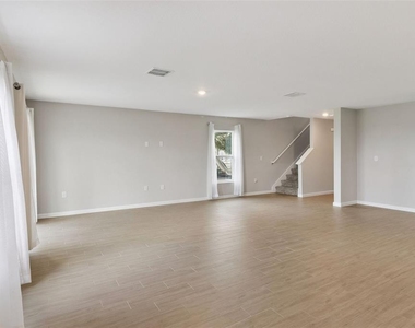 5580 Maddie Drive - Photo Thumbnail 6