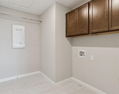5580 Maddie Drive - Photo Thumbnail 43