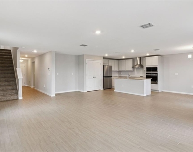 5580 Maddie Drive - Photo Thumbnail 9