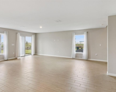 5580 Maddie Drive - Photo Thumbnail 5