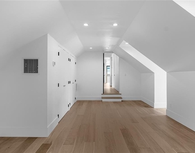 1814 Barker Drive - Photo Thumbnail 50
