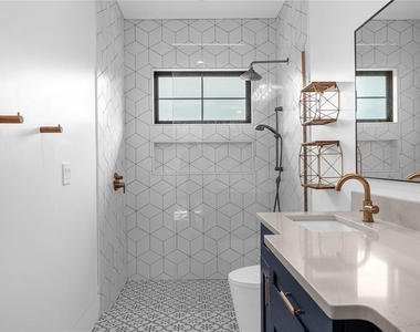 1814 Barker Drive - Photo Thumbnail 71