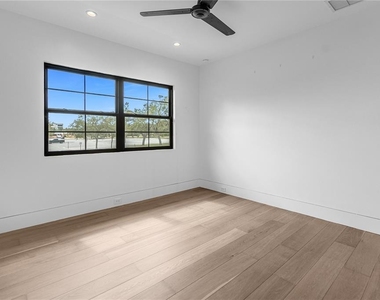 1814 Barker Drive - Photo Thumbnail 55