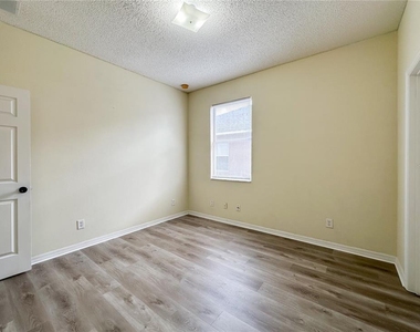 2776 Cabernet Circle - Photo Thumbnail 33