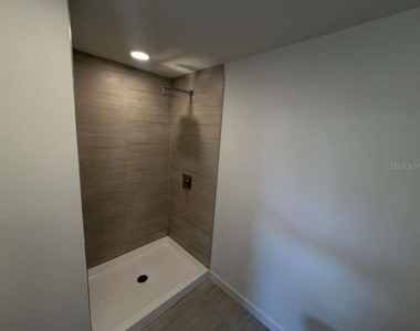 5587 Millenia Park Boulevard - Photo Thumbnail 11