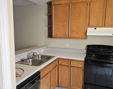 3760 Nw 53rd Road - Photo Thumbnail 5